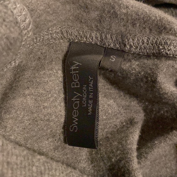 ❤️ Sweaty Betty Cropped Pullover Hoodie Size Small NWOT - Picture 11 of 11